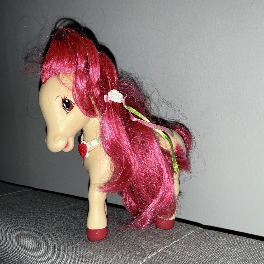 Strawberry Shortcake Horse‎ Pony Toy